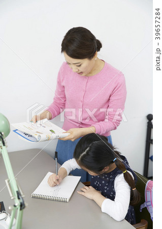 勉強 ママ 母 39657284