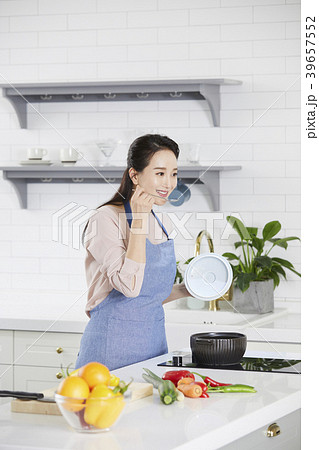 鍋 女性 女 39657552