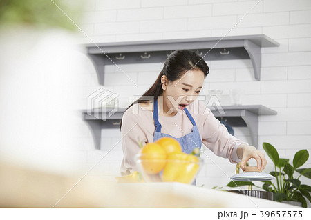鍋 女性 女 39657575
