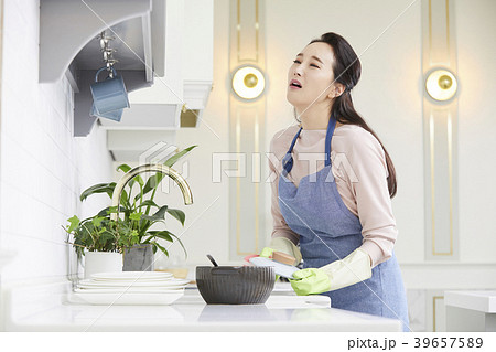 キッチン 台所 主婦 39657589