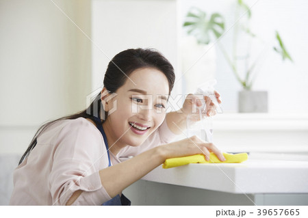 スプレー スプレイ キッチン 39657665