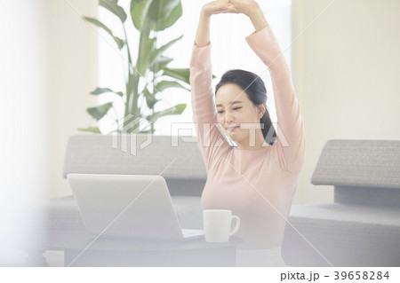 ノートパソコン ノートブック 生活 39658284