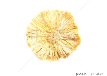 Dried  pineapple 39658399