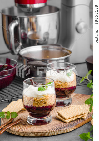 Cheesecake in glass Cheesecake in glass 39659129