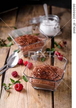 Chocoalte pudding 39660090