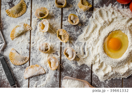 Preparing homemade tortellini Preparing homemade tortellini 39661332