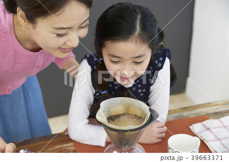 ドリップコーヒー ママ 母 39663371