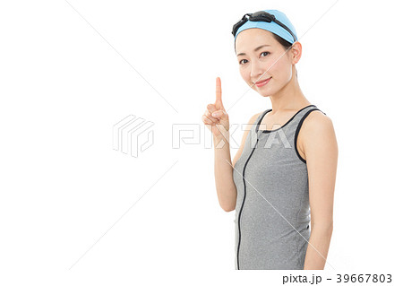 若い女性 スイミング 若い女性 スイミング 39667803