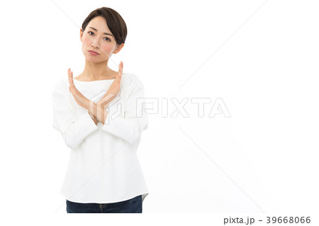 若い女性　NG 39668066
