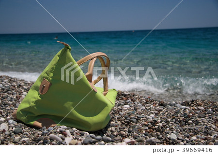 Beach bag, summer holiday dreams 39669416