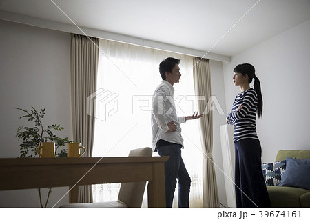 カップル・けんか 39674161