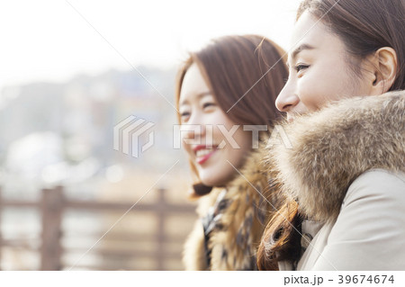 友達 友人 女性 39674674