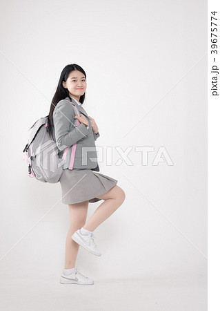 高校生 女性 女 39675774