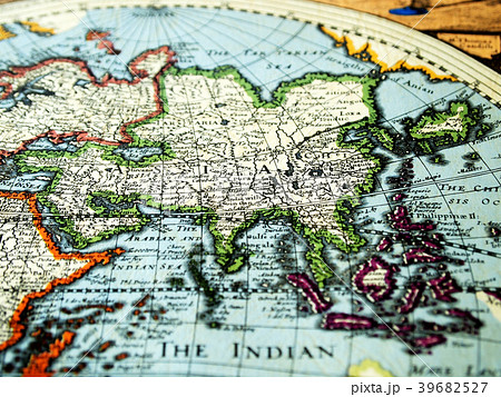 世界地図 古地図 地図 マップ アジア 東南アジア Map 1627年 製図 エンボスペーパー印刷の写真素材