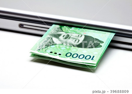 Korean banknote won in a computer Korean banknote won in a computer 39688809
