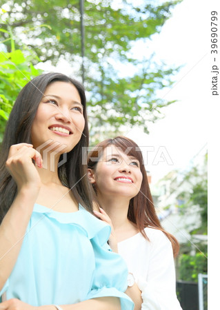 女性ポートレート【買い物・観光・散歩】 39690799