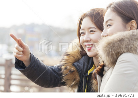 カップル 友達 友人 39691773