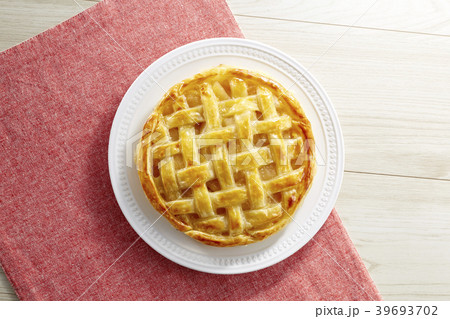 アップルパイ (homemade apple pie) アップルパイ (homemade apple pie) 39693702