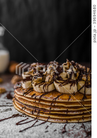 Rustic pancakes with banana 39694680