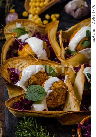Falafel with herbs and cabbage 39694776