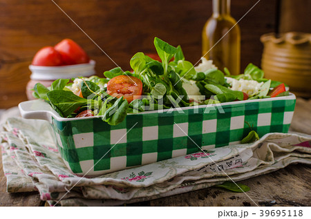 Fresh spring salad Fresh spring salad 39695118