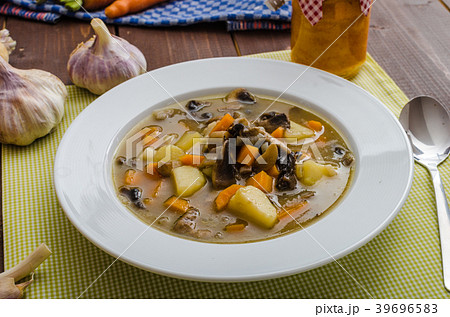 Honest homemade potato soup 39696583