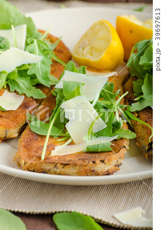 Fried breaded eggplant with salad Fried breaded eggplant with salad 39697613