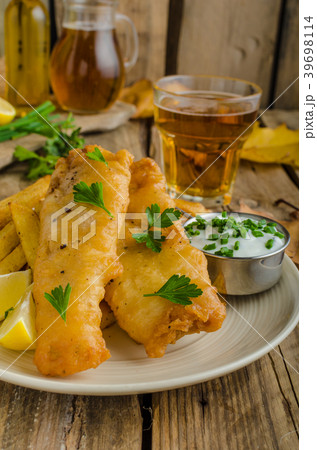 Fish and chips 39698114