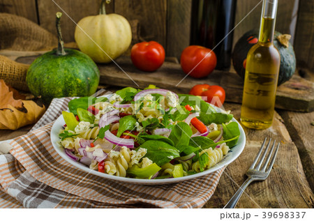 Vegetarian pasta Vegetarian pasta 39698337