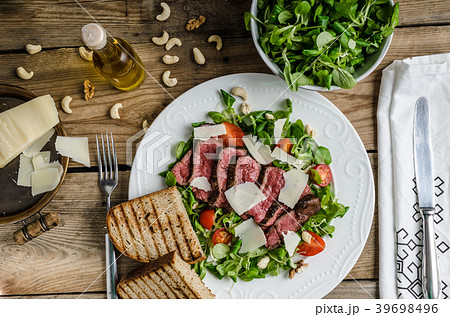 Rump steak with spicy herb butter Rump steak with spicy herb butter 39698496