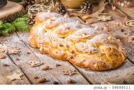 Traditional Czech Christmas cake 39699511
