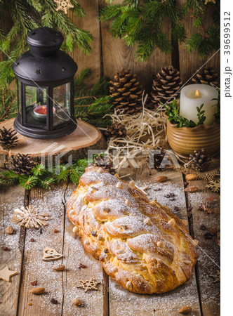 Traditional Czech Christmas cake 39699512