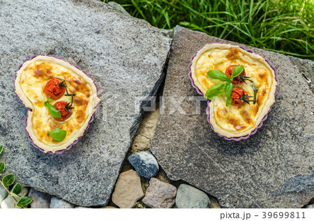 Mini quiche on St. Valentine's Day 39699811