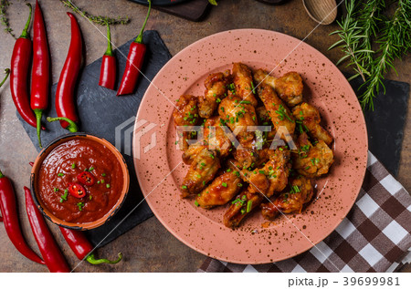 Chicken hot wings 39699981