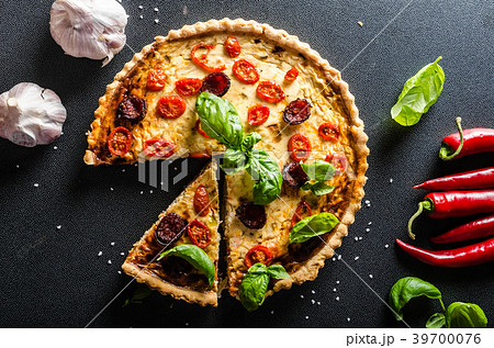 Homemade quiche delicious Homemade quiche delicious 39700076