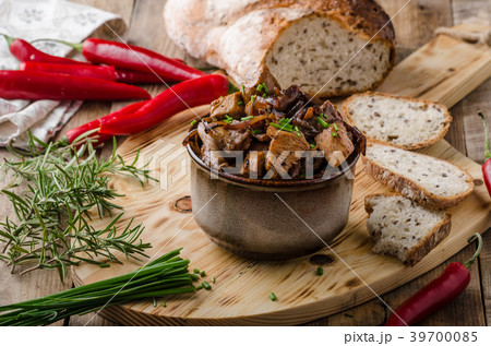 Teriyaki chicken with bread Teriyaki chicken with bread 39700085