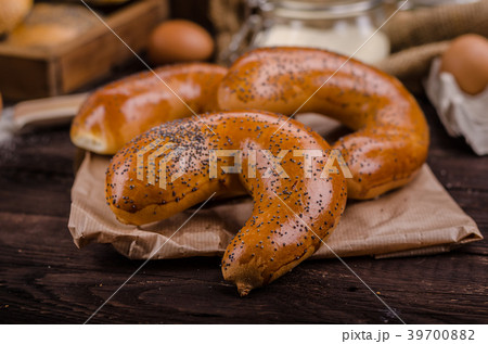 Poppy seeds roll pastry 39700882