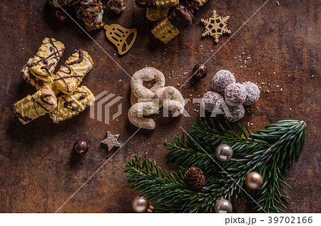 Christmass cookies, candy 39702166