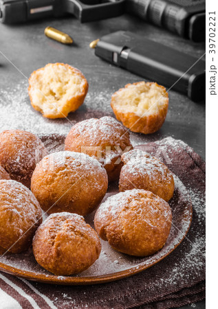 Homemade donuts with sugar and gun Homemade donuts with sugar and gun 39702221