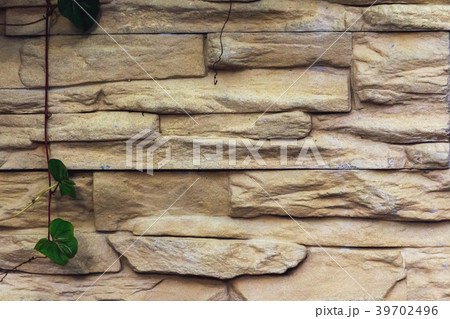 Stone brick wall 39702496