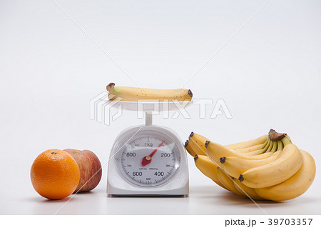 Set of fruit food scales for diet Set of fruit food scales for diet 39703357
