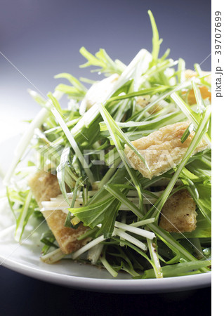 水菜と油揚げのサラダ 39707699
