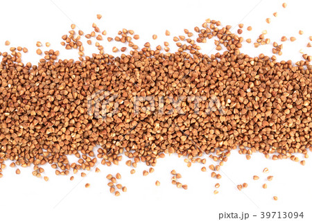 buckwheat grain isolated on white background close 39713094
