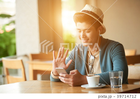 Videocalling young man Videocalling young man 39714712