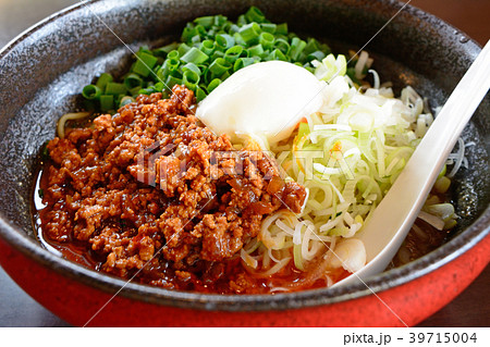 おいしい汁なし担々麺 39715004
