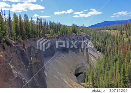 Pinnacles, geological feature in Crater Lake Pinnacles, geological feature in Crater Lake 39715295
