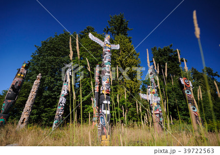 スタンレーパークのトーテムポール 39722563