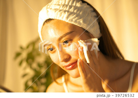 ビューティーシーン（メイクオフ-ナイトケア） 39726532