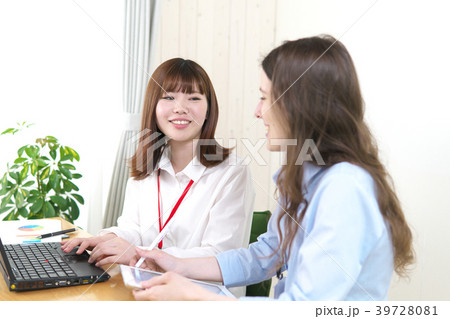 国際交流(ビジネスシーン) 国際交流(ビジネスシーン) 39728081