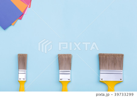 Brushes for painting and color palette guide Brushes for painting and color palette guide 39733299